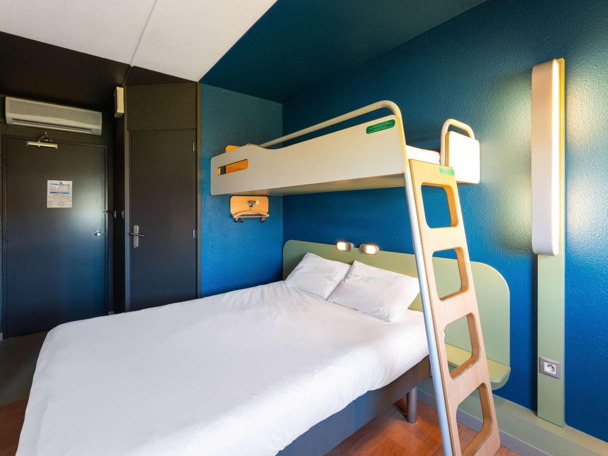 Ibis Budget Macon Nord Esterno foto