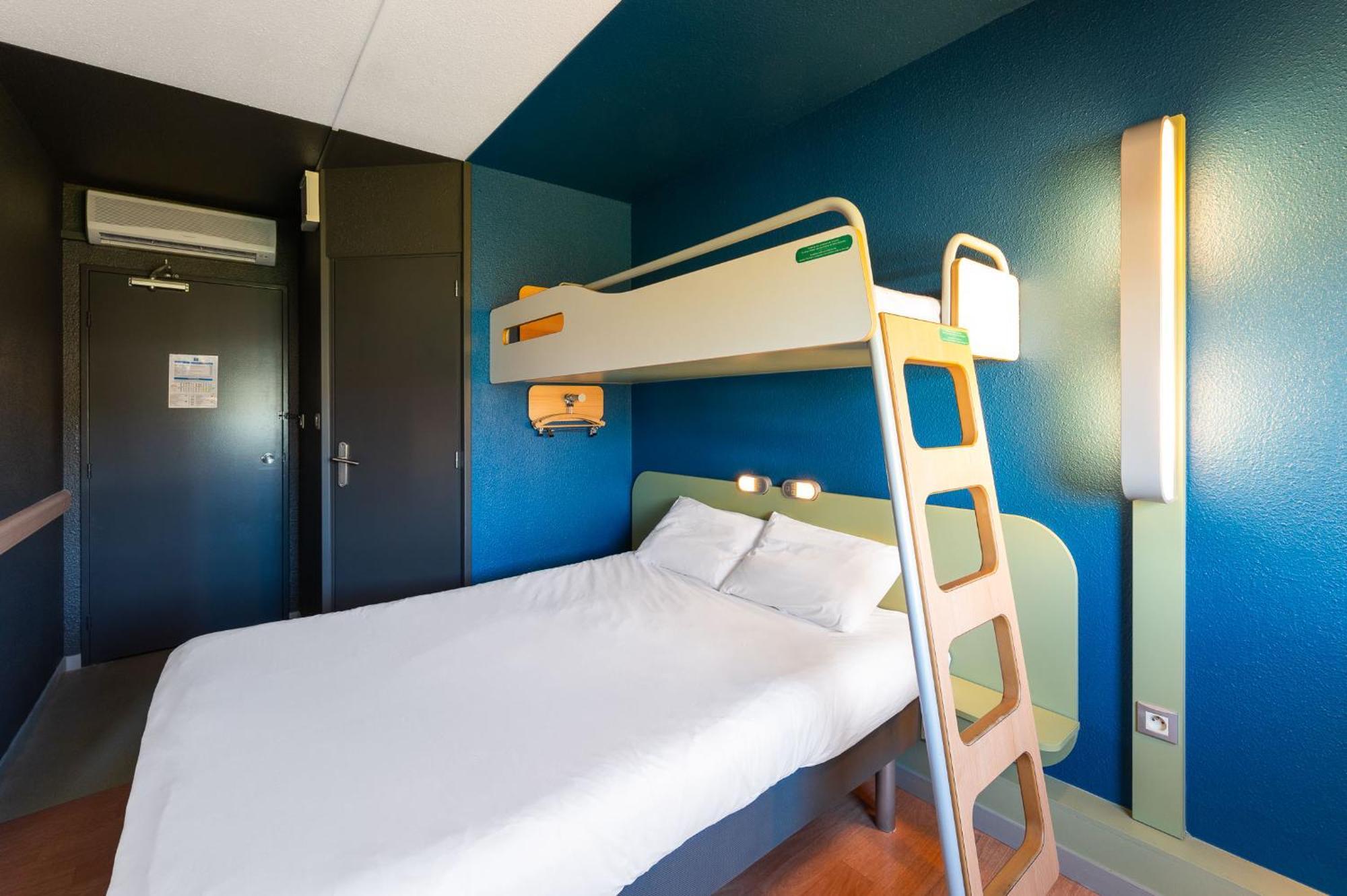 Ibis Budget Macon Nord Esterno foto