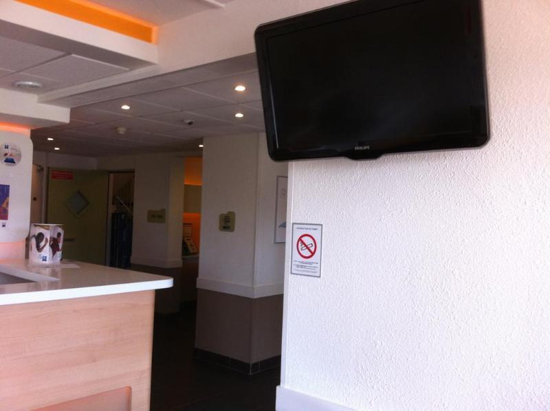 Ibis Budget Macon Nord Esterno foto